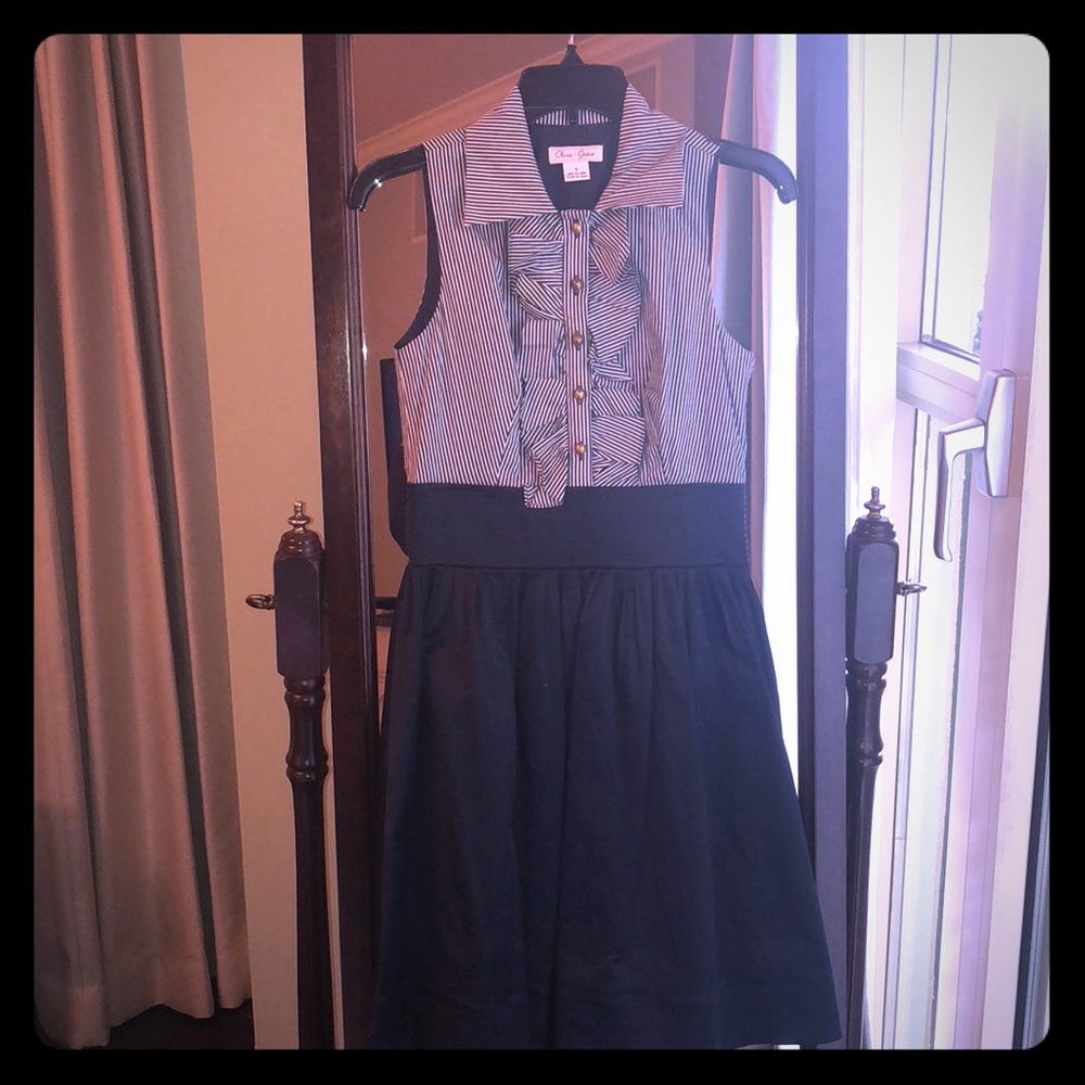 Sleeveless dress